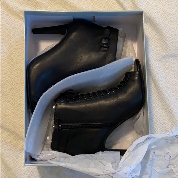 Jessica Simpson Erlene Peep Toe Heels - Picture 4 of 4